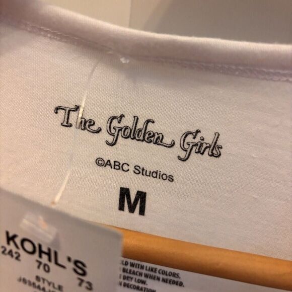 NEW W/ Tags The Golden Girls Officially Licensed Tee Shirt Graphic Tee Sz Med - Picture 4 of 4